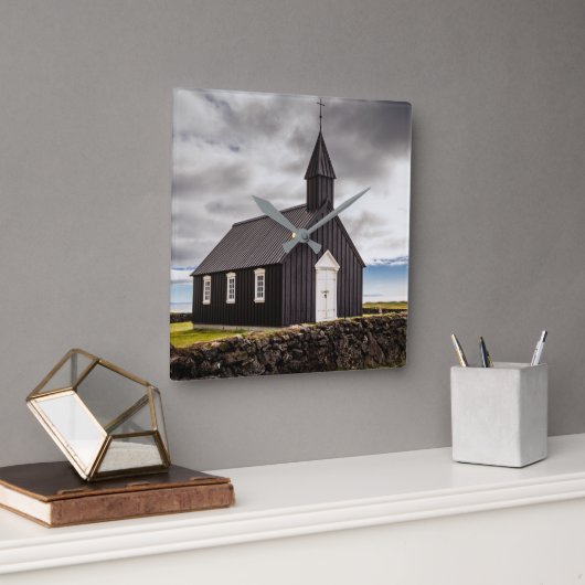 Die Schwarze Kirche Budir, Island Quadratische Wanduhr (Büro)