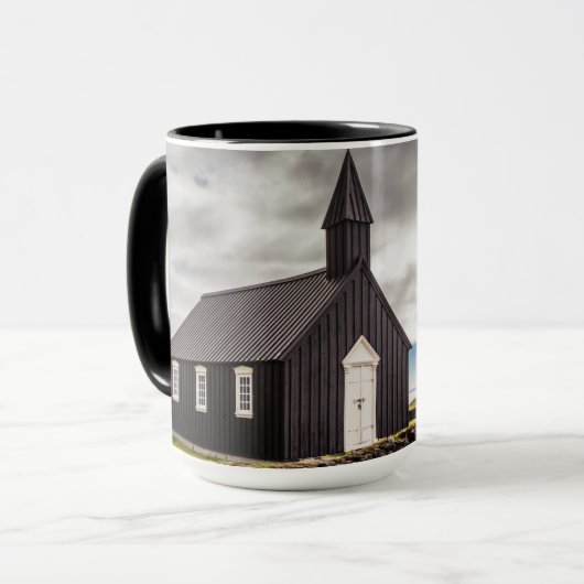 Die Schwarze Kirche Budir, Island Tasse (Vorderseite Links)