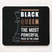 Die schwarze Königin ist das mächtigste Stück im S Mousepad (Vorne)