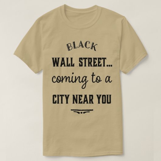 DIE SCHWARZE WALL-STRASSE, DIE IN EINE STADT IN DE T-Shirt (Design vorne)
