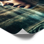 Die Schwimmerin im Wasserfall Poster (Ecke)