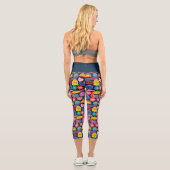 Die Selbstmordkommando | Harley Quinn Abzeichen Pa Capri Leggings (Rückseite)