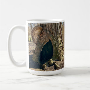 Die seltsame Senke Kaffeetasse