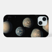 Die sieben Planeten der Erdgröße von Trappist-1 iPhone 15 Hülle (Rückseite (Horizontal))
