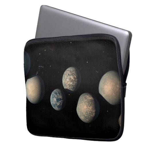 Die sieben Planeten der Erdgröße von Trappist-1 Laptopschutzhülle (Vorderseite Links)
