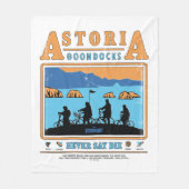 Die Silhouetten der Goonies über Astoria Goondocks Fleecedecke (Vorderseite)