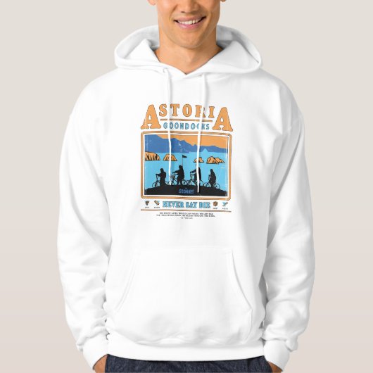 Die Silhouetten der Goonies über Astoria Goondocks Hoodie (Vorderseite)