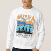 Die Silhouetten der Goonies über Astoria Goondocks Sweatshirt (Vorderseite)