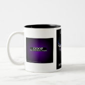 Die Sinti und Zweifarbige Tasse (Links)