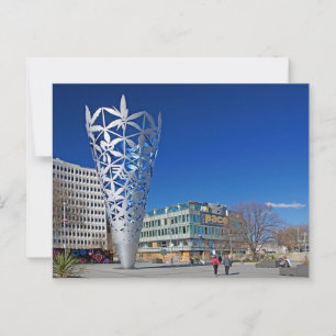 Die Skulptur Chalice, Christchurch, Neuseeland Postkarte