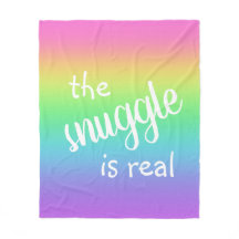 Die Snuggle ist ein richtiges Funny Rainbow Fleece