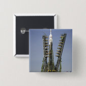 Die Sojus-Rakete wird in Position 4 errichtet Button (Vorne & Hinten)