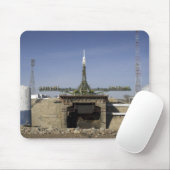 Die Sojus-Rakete wird in Position 6 errichtet Mousepad (Mit Mouse)