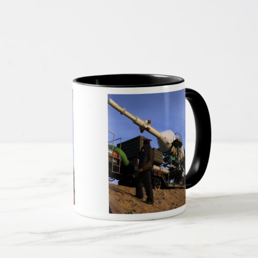 Die Sojus TMA-13 Raumsonde 3 Tasse (VorderseiteRechts)
