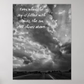 Die Sonne scheint immer noch über dem Druck Poster (Vorne)