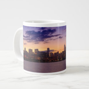 Die Sonne-Sets über dem Chicagoskyline Jumbo-Tasse