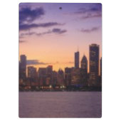 Die Sonne-Sets über dem Chicagoskyline Klemmbrett (Rückseite)