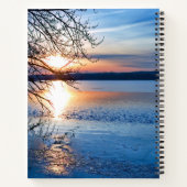 "Die Sonne steigt jeden Morgen" Sonnenaufgang über Notizblock (Rückseite)