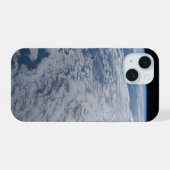 Die Sonne strahlt auf dem Südpazifik. iPhone 15 Hülle (Rückseite (Horizontal))