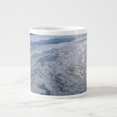 Die Sonne strahlt auf dem Südpazifik. Jumbo-Tasse (Vorderseite)