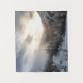 Die Sonne strahlt in atemberaubender Winterlandsch Wandteppich (Vorderseite)