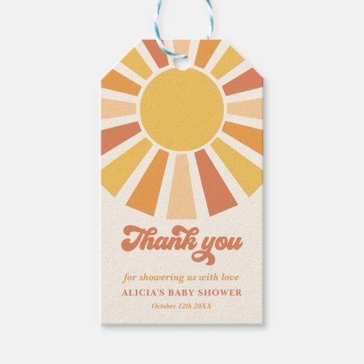 Die sonnengelbe Babydusche kommt hier. Geschenkanhänger (Vorderseite)