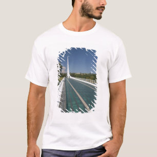 Die Sonnenuhrbrücke bei Turtle Bay T-Shirt