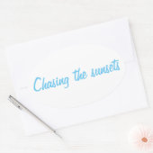 Die Sonnenuntergänge verfolgen Ovaler Aufkleber (Umschlag)