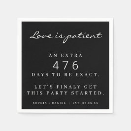 Die sonnige pandemische Hochzeit verzögert Liebe i Serviette