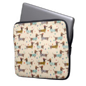 Die sonnigen Dackeln in Hats und Sweatern Laptopschutzhülle (Vorderseite Links)