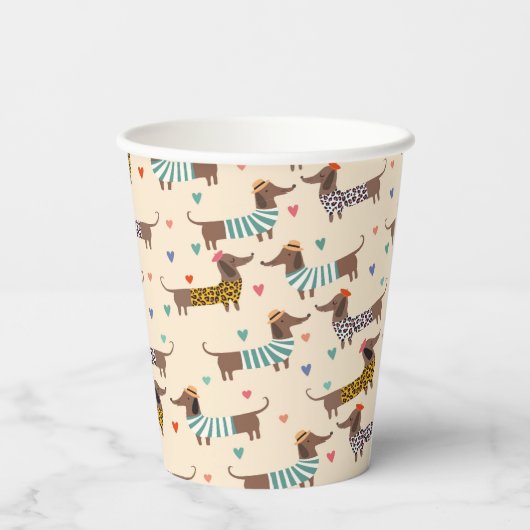 Die sonnigen Dackeln in Hats und Sweatern Pappbecher (Rückseite)