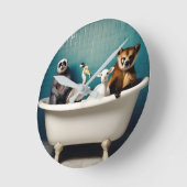 Die sonnigen Tiere im Badezimmer Runde Wanduhr (Winkel)