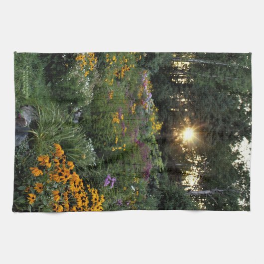 Die späte Sommersonne im Garten Geschirrtuch (Horizontal)