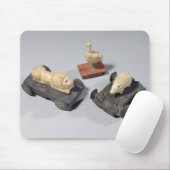 Die Spielwaren der Kinder: ein Igel, ein Löwe und Mousepad (Mit Mouse)