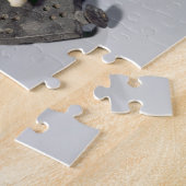 Die Spielwaren der Kinder: ein Igel, ein Löwe und Puzzle (Seite)