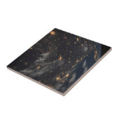 Die Stadt beleuchtet nachts auf der Erde Fliese (Seite)