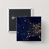 Die Stadtbeleuchtung der Staaten nachts. Button (Vorne & Hinten)