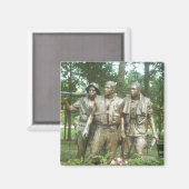 Die Statue der drei Soldaten Magnet (Vorderseite/Rückseite)