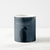 Die stille Spirale – Realistisches Überdenken-T-Sh Kaffeetasse (Mittel)
