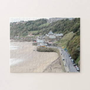 Die Straße Scarborough mit der Strandpromenade. Puzzle