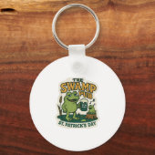 Die Sumpf-Pub-Frosch St.Patrick's Day Schlüsselanhänger (Rückseite)