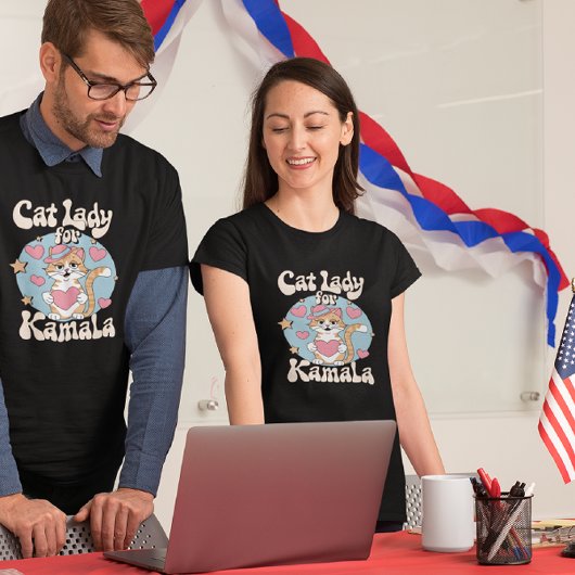 Die süße Kunst der Cat Lady unterstützt Kamala T-Shirt