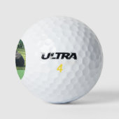 Die Sutter Buttes Mountain bietet den Bull Foto Go Golfball (Logo)