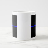 Die symbolische Thin Blue Line Grafik Jumbo-Tasse (Vorderseite)