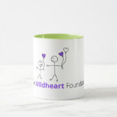 Die Tasse der Wildheart Foundation (Zentrum)