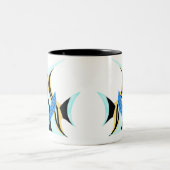 Die Tasse des Kaffees mit einem klaren und ruhigen (Mittel)