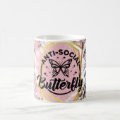 Die Tasse gegen soziale Schmetterlingsfliege in de (Mittel)