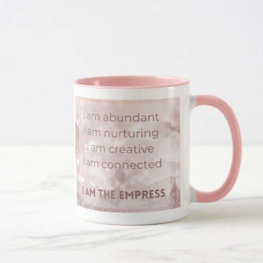 Die Tasse zur Bestätigung der Empress-Tarot-Karte (Rechts)
