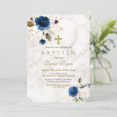 Die Taufe der Luxus Navy Blue Gold Blumenkreuz Einladung (Stehend Vorderseite)