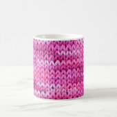 die Textur des Strickstoffes mit gestreiftem Unter Kaffeetasse (Mittel)
